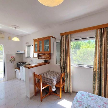 Villa Eleni อากิออส กอร์ดิออส ภายนอก รูปภาพ